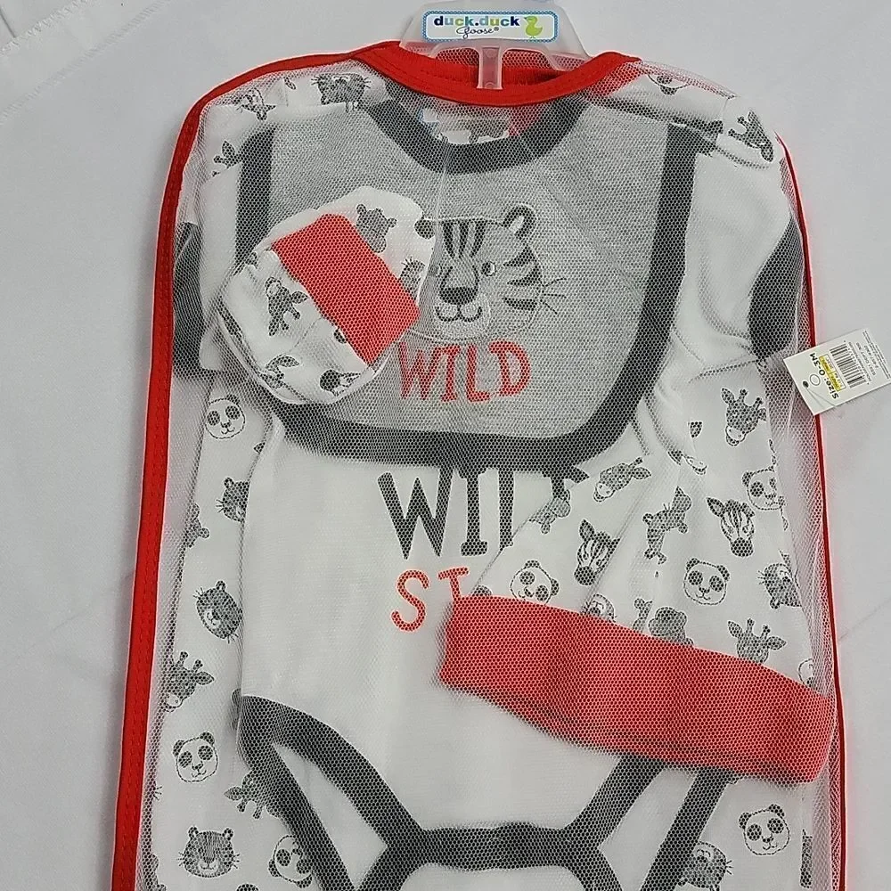 DUCK DUCK GOOSE.. 5 piece set..